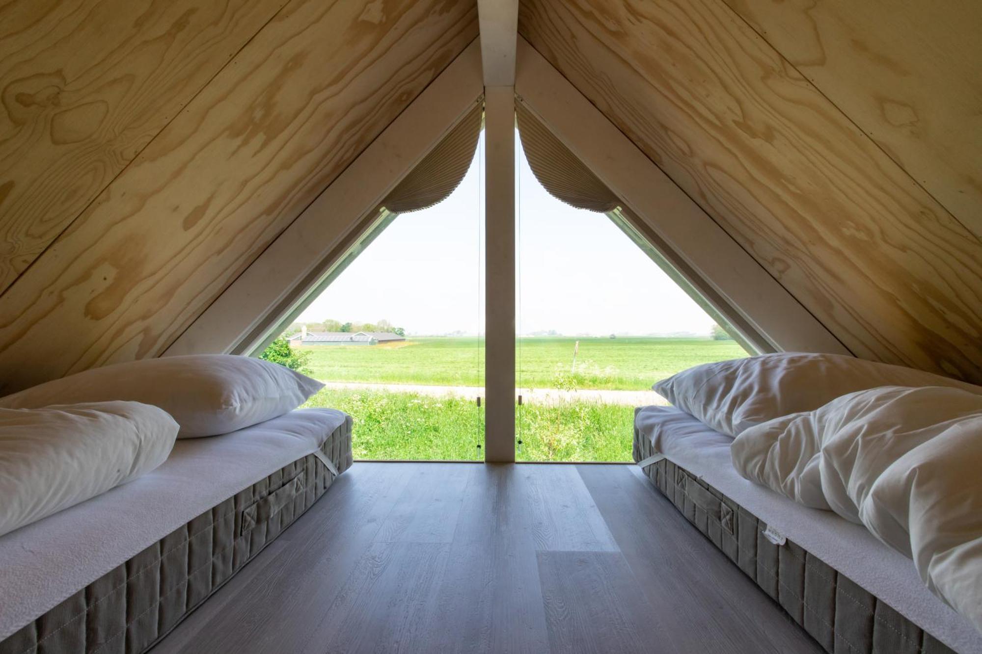 Tiny house - vakantiepark de Schreiershoek Dokkum Buitenkant foto