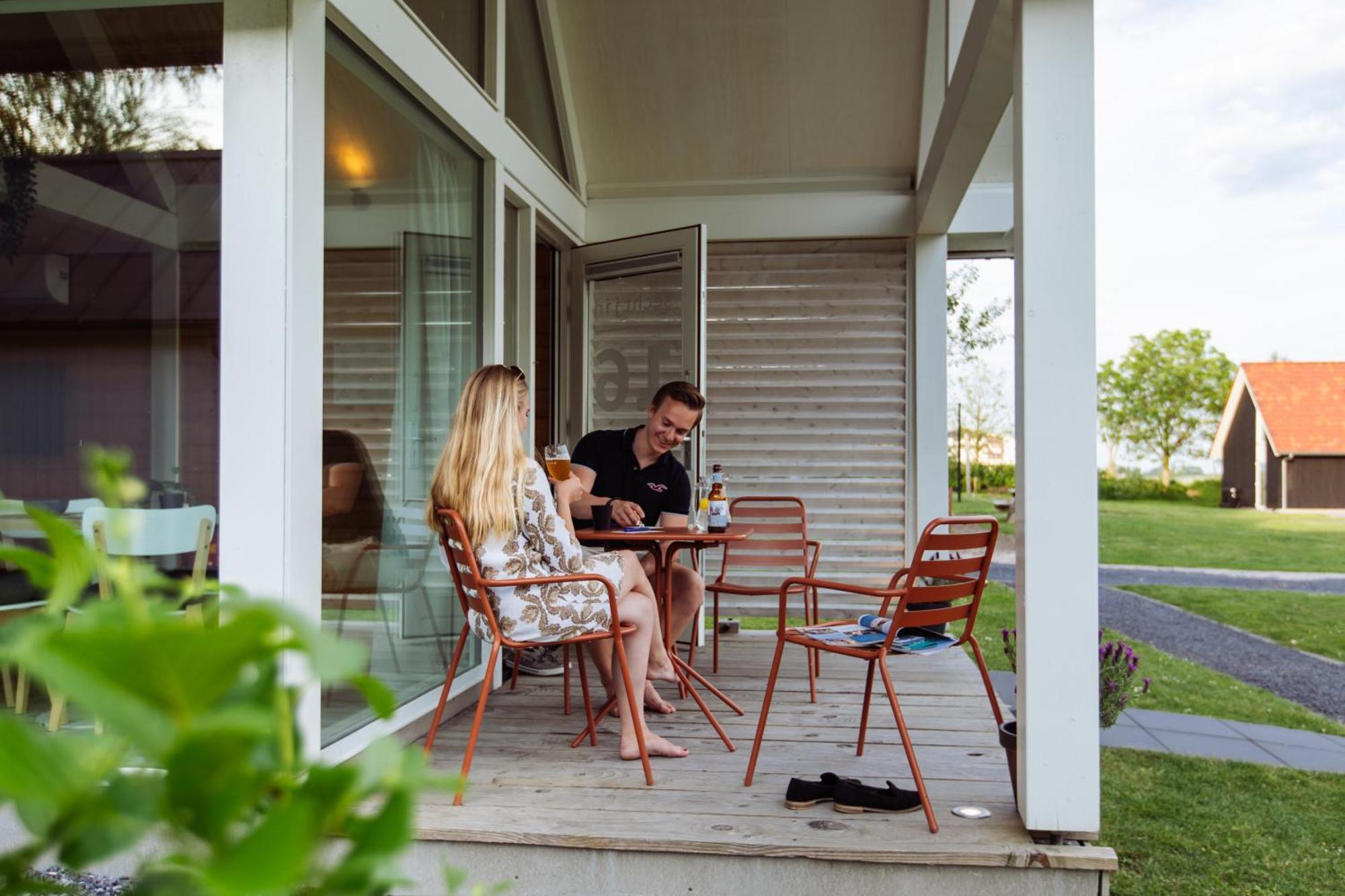 Tiny house - vakantiepark de Schreiershoek Dokkum Kamer foto